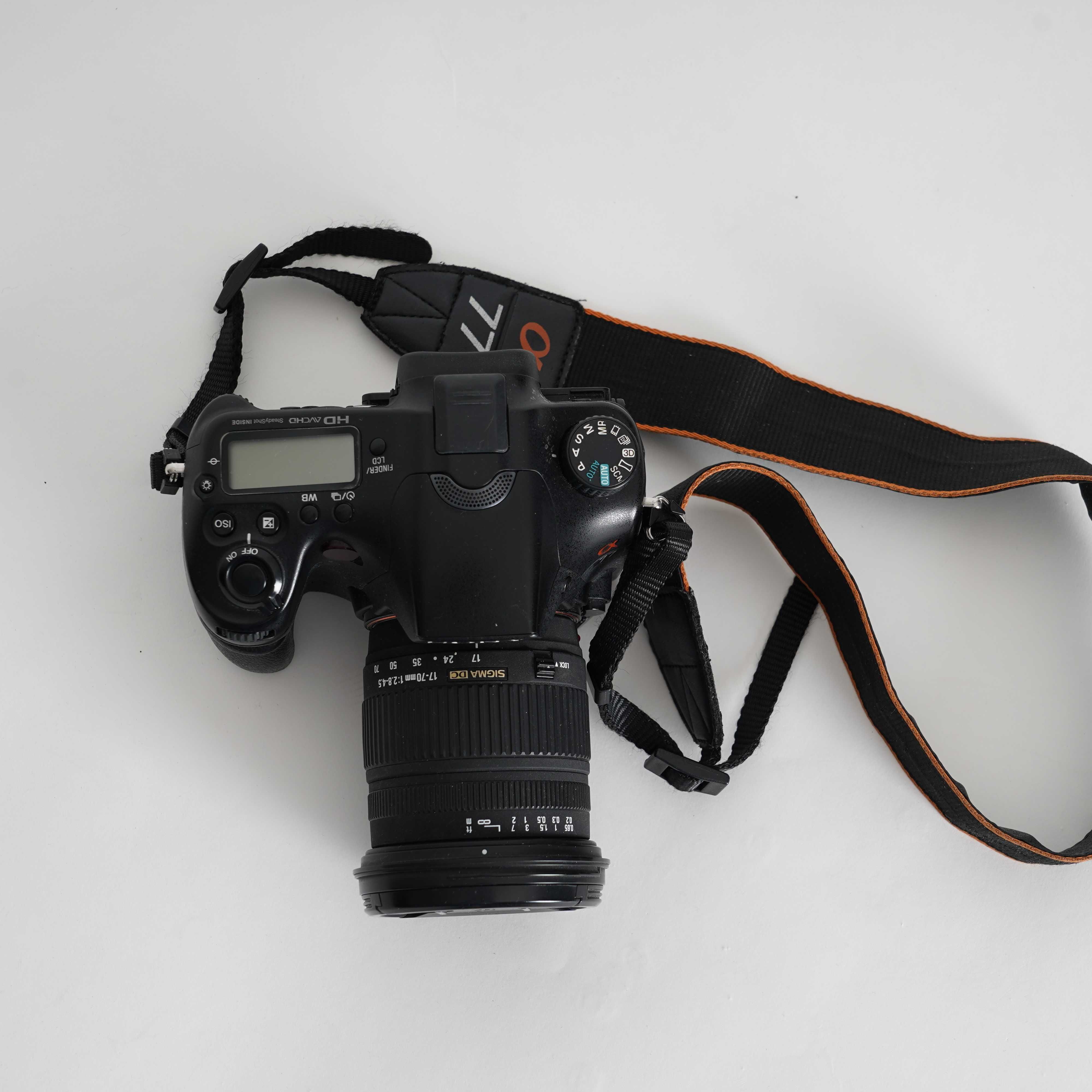 Aparat Sony Alpha 77 z obiektywem Sigma 17-70mm, F2.8-4.5 DC Makro