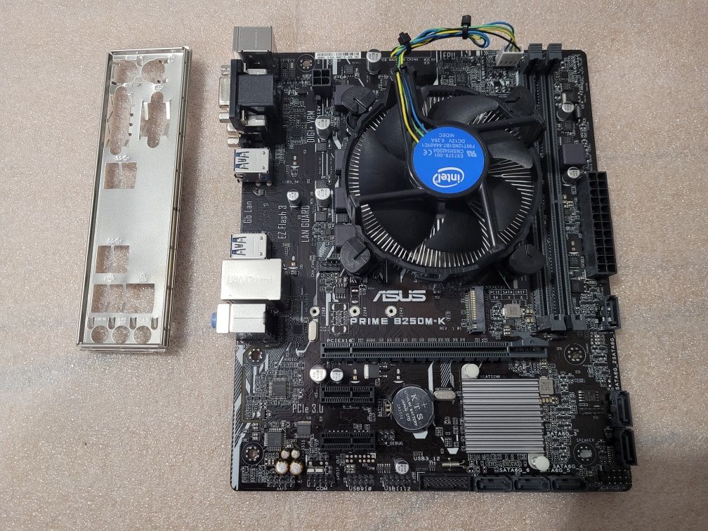 Комплект s1151 ASUS B250M-K + i5-6600K материнка і процесор