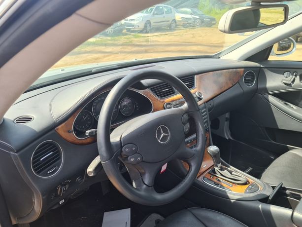 Deska Konsola Airbag Pasy Mercedes CLS W219 skóra oryginalna