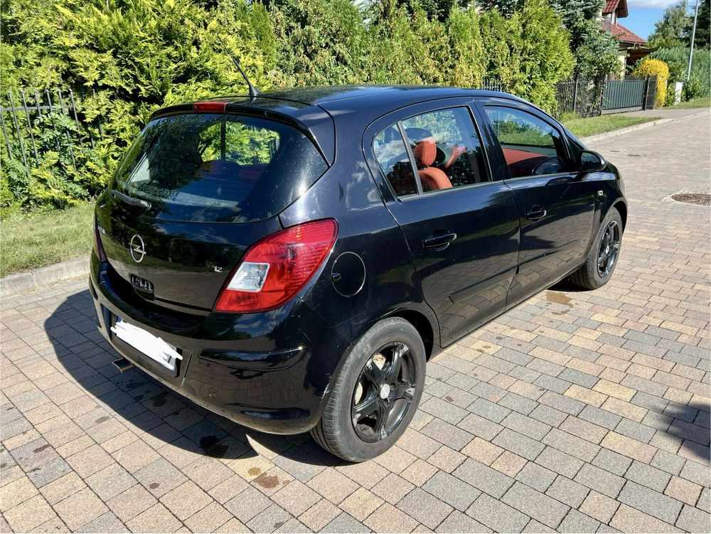 Opel Corsa 1.2 benzyna 5 drzwi klima