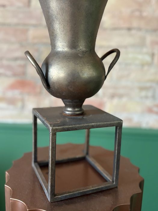 Metalowa donica | doniczka | osłonka | puchar | wazon PTMD Collection