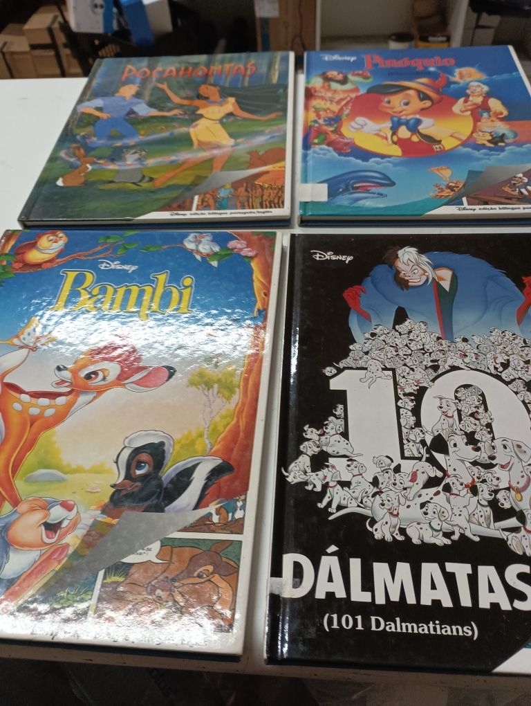 6 livros da Disney em capa rija