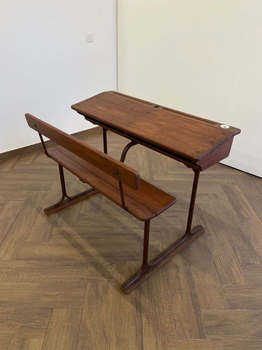 Escrivaninha / pupitre de estudante (1930–1950)