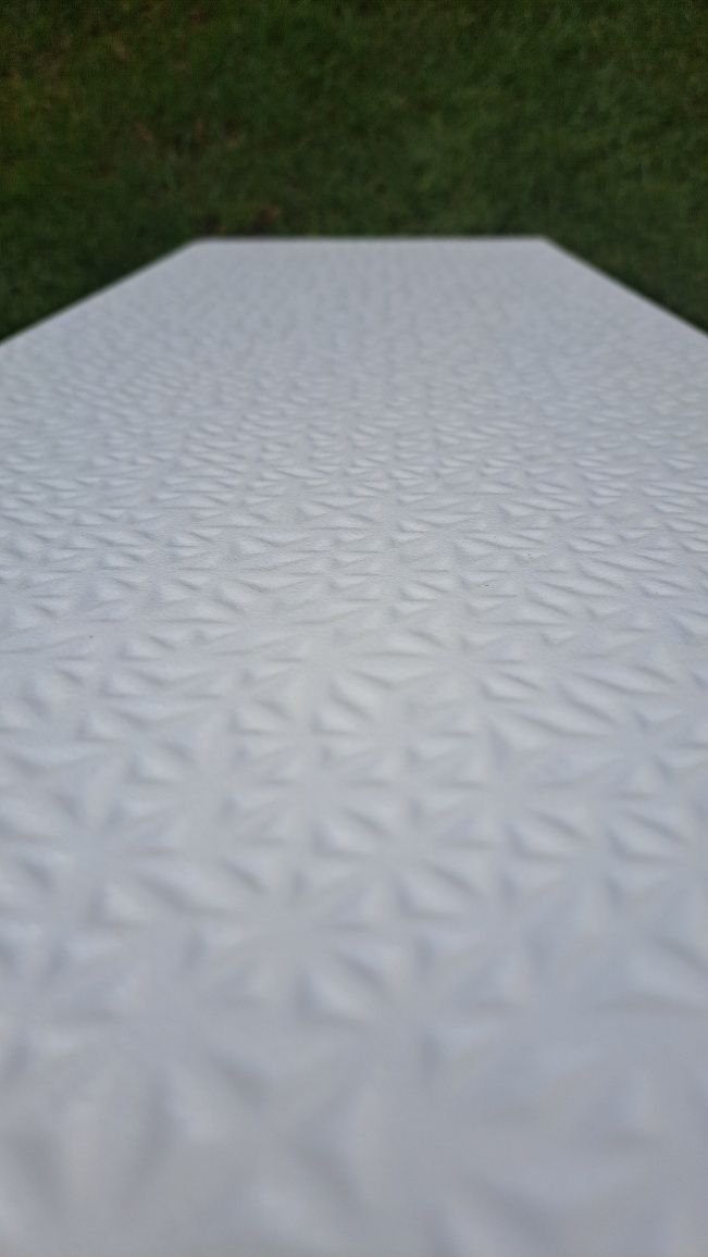 Płytki ścienne 29,5 cm x 90 cm nowe Pasta Blanca White Body