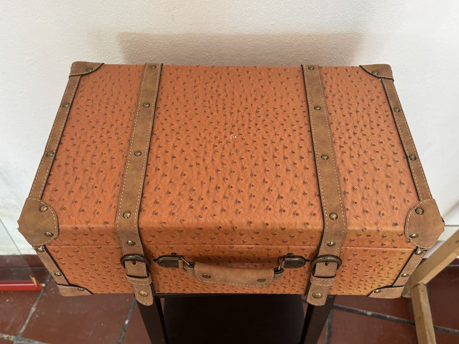 Mala / Baú Vintage - Novo! (52x33x20cm)