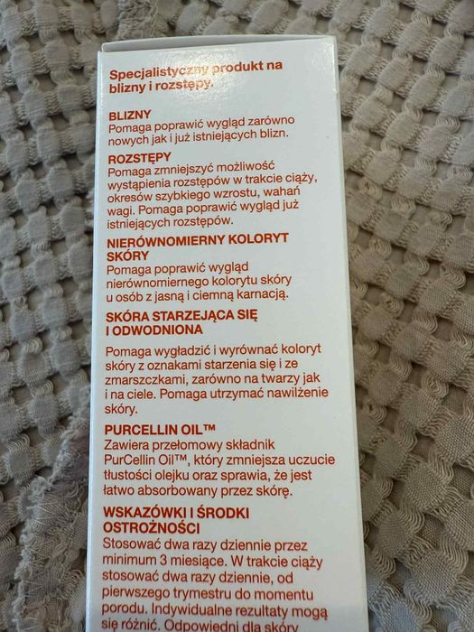 Zestaw kosmetyków plus odzież