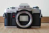 Minolta X-300 SILVER / Minolta Rokkor PG 50mm f 1.4