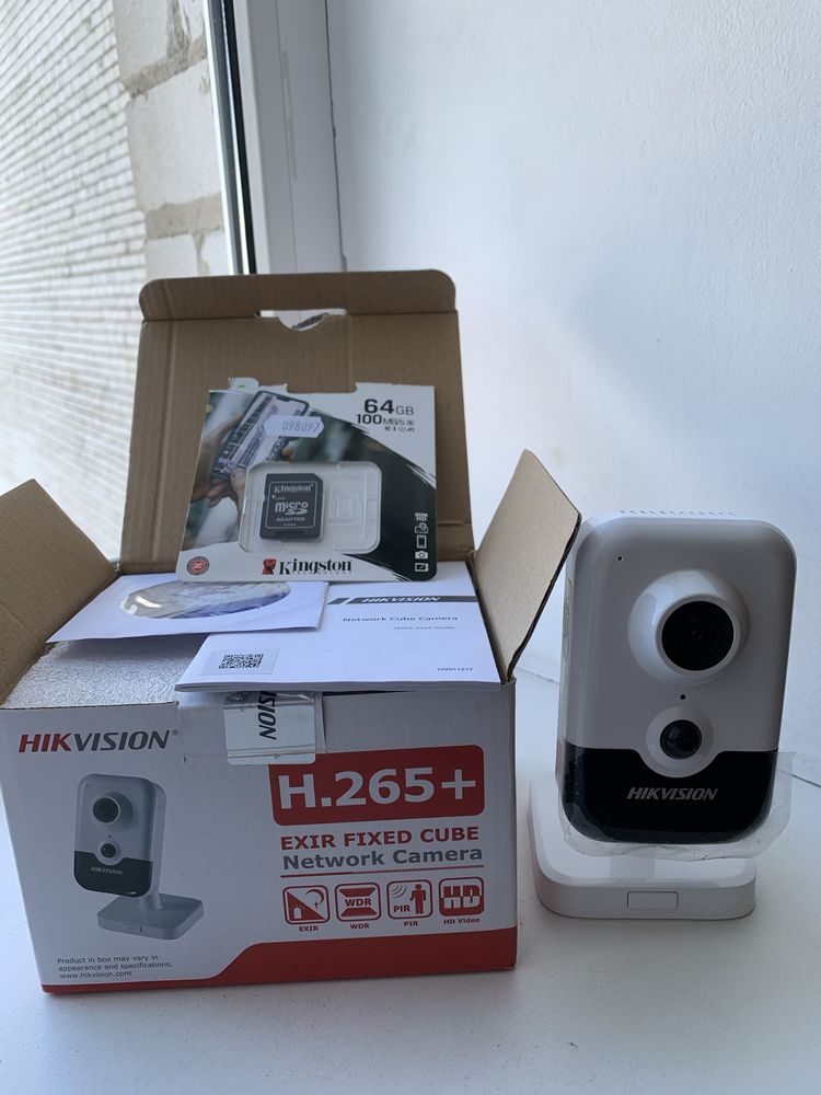 Камера видеонаблюдения Hikvision Хиквижн звуковая