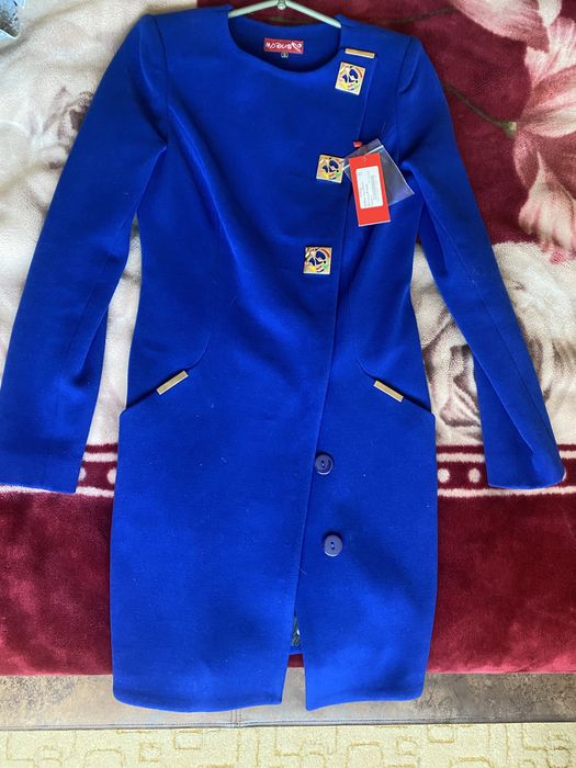 Одяг . Пальто жіноче