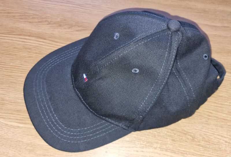 012. Tommy Hilfiger Czapka z daszkiem