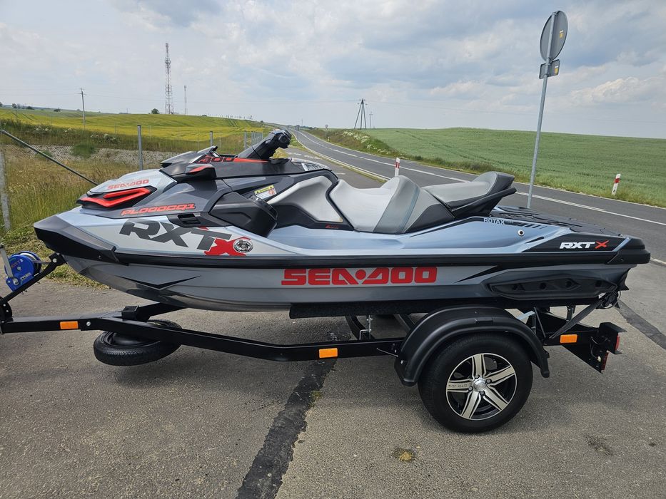 Skuter wodny Seadoo RXT300 Audio 2018/19 zamiana