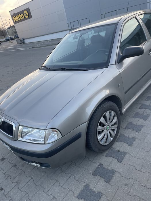 Skoda Oktavia Tour 1.6 MPI Benzyna Gaz