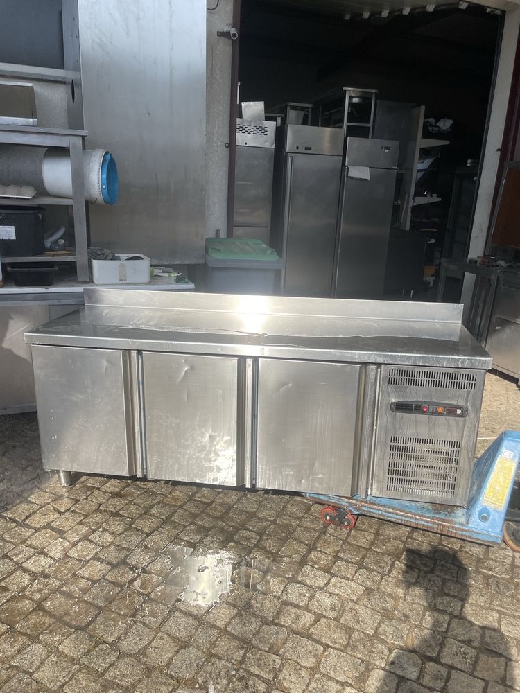 Bancada refrigerada 3 portas - Excelente