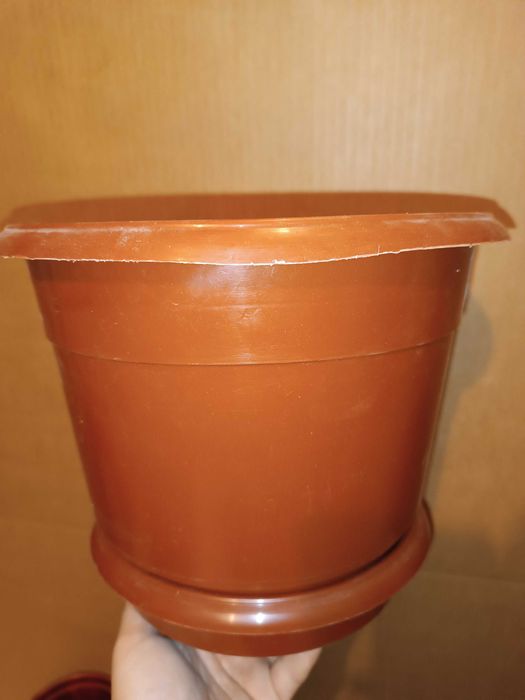 квіткові вазони горщики пластикові квітів білі коричневі великі 11 шт