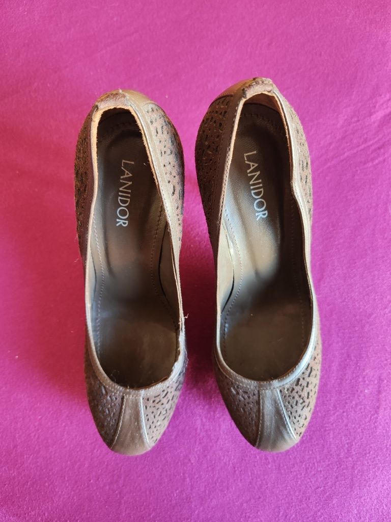 Sapato/ Sapatilhas Lanidor
