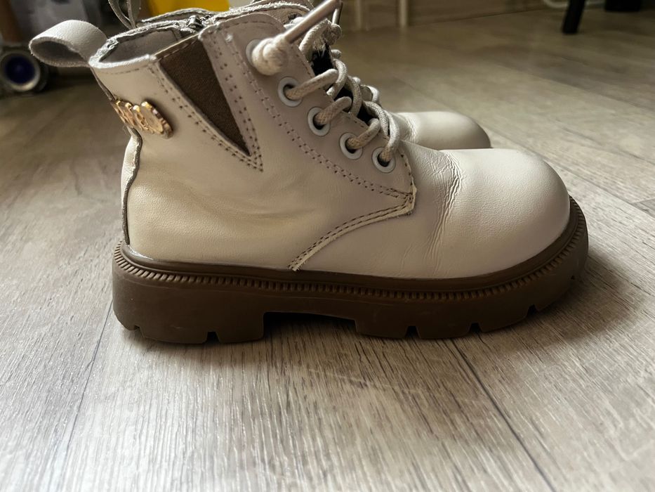 Ботінки осінь-весна для дівчинки