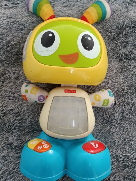 Robô interativo Fisher-Price Bebo (também conhecido como BeatBo)