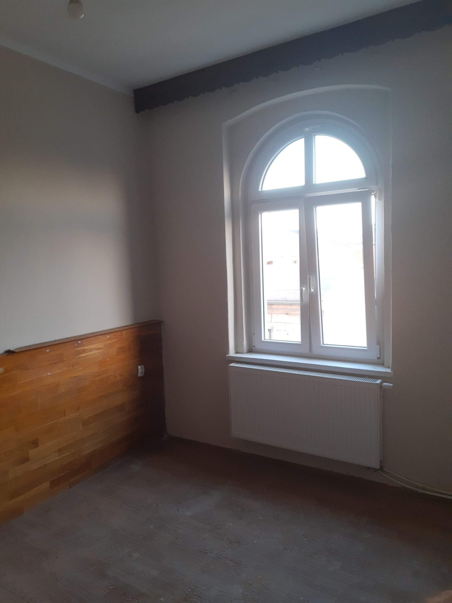 Wynajmę mieszkanie 50 m2 ,pierwsze piętro.