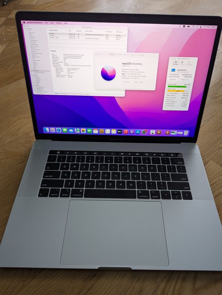 MacBook Pro 2019, 15", i9 (8 ядер), 16/1 ТБ, як новий.