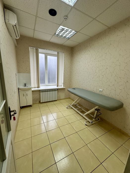 Оренда кабінетів і місце для перукарів