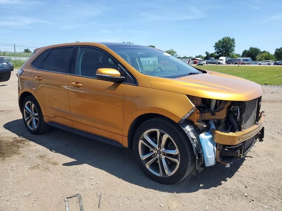 Ford Explorer XLT 4x4 3.5 Benzyna 290 koni - 7 osobowy - skóra