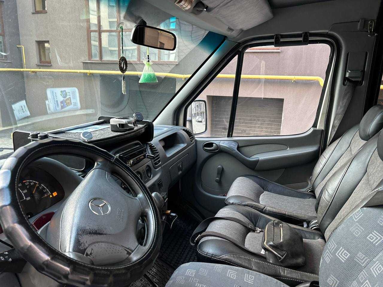 Продається Бус Mercedes-Benz Sprinter 313 CDI 2.2 2004 гарний стан