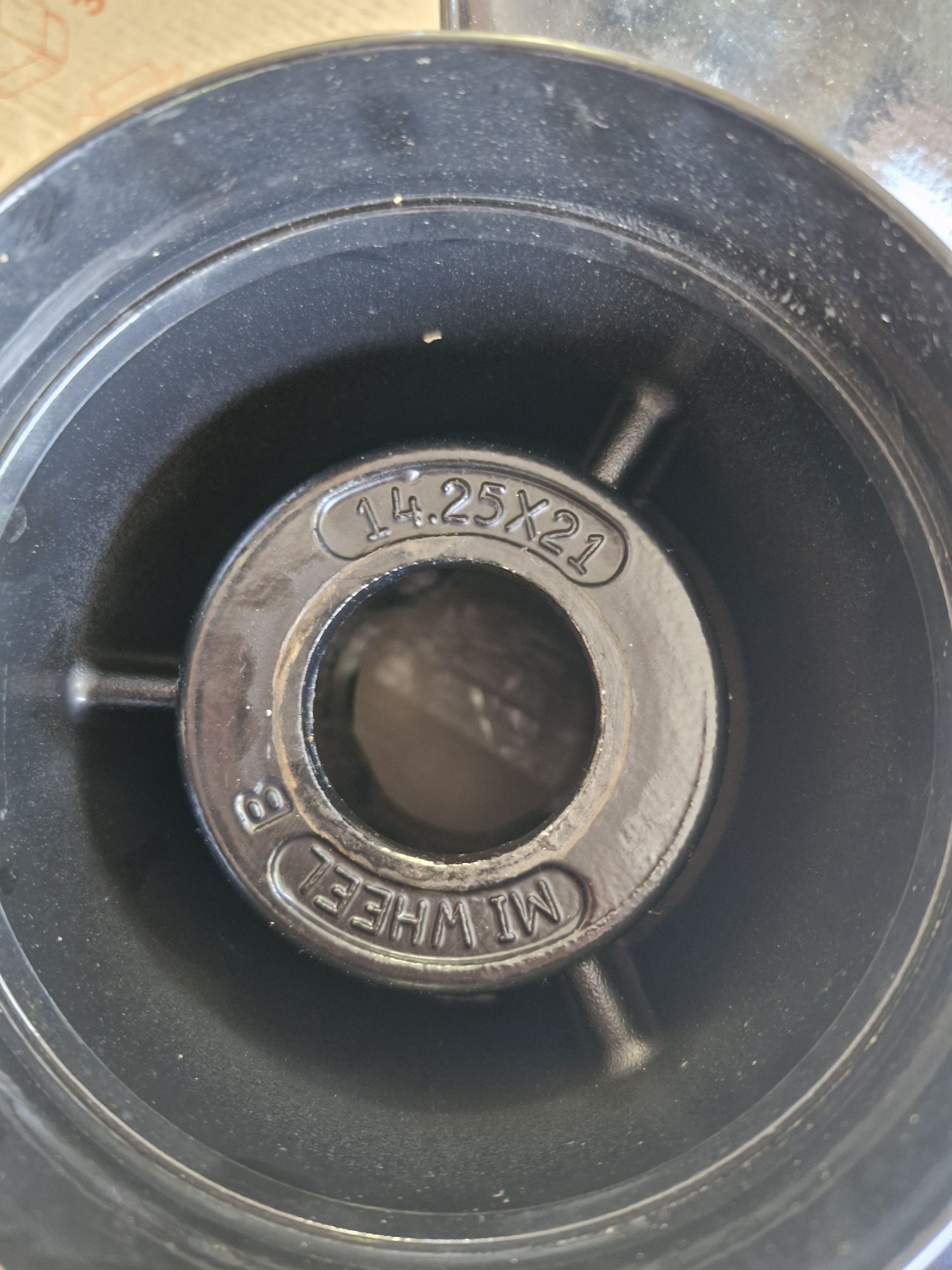 Винт гребной Michigan Vortex 14 1/4×21 RH 3BLD