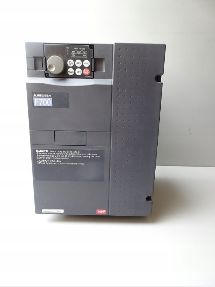 Falownik 15kW Mitsubishi, falownik Do Pompy Głębinowej