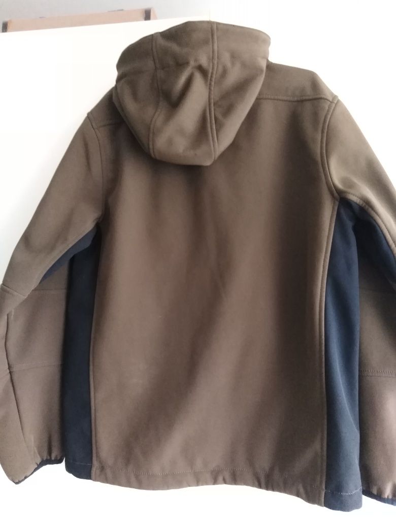 Kurtka softshell w rozmiarze 146/152