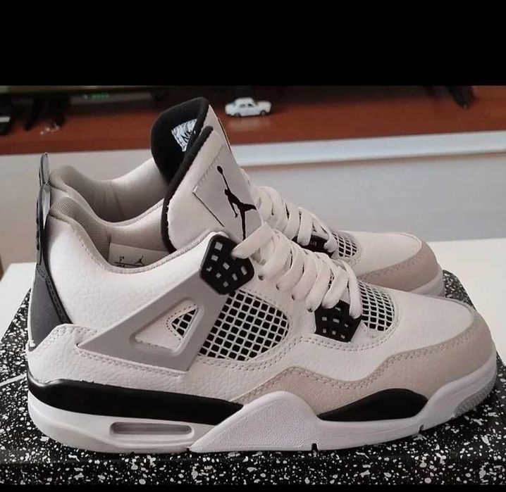 Buty_Jordan _4_Retro_military_black_Espadryle/ Rozmiar.45