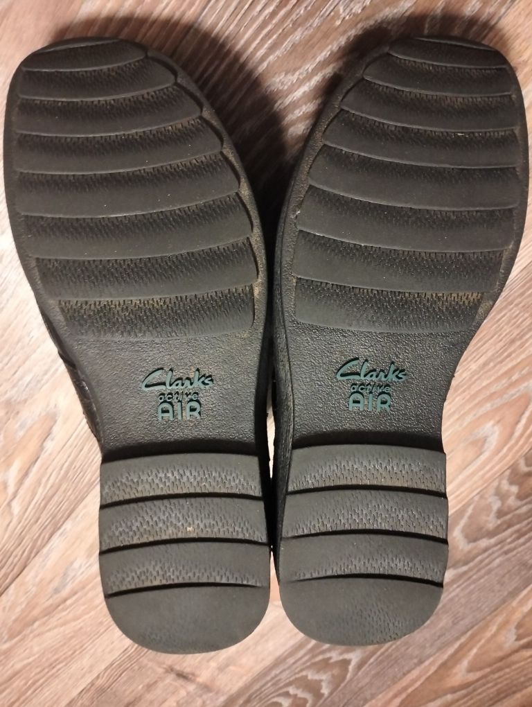 Clarks active air