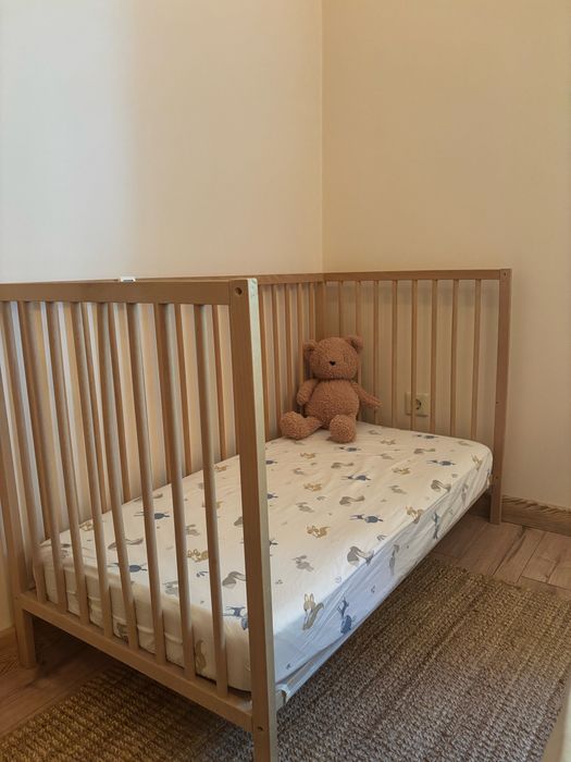 Дитяче ліжечко IKEA  SNIGLAR бук