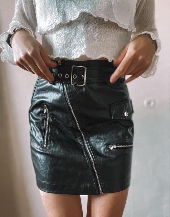 Міні спідниця з екошкіри