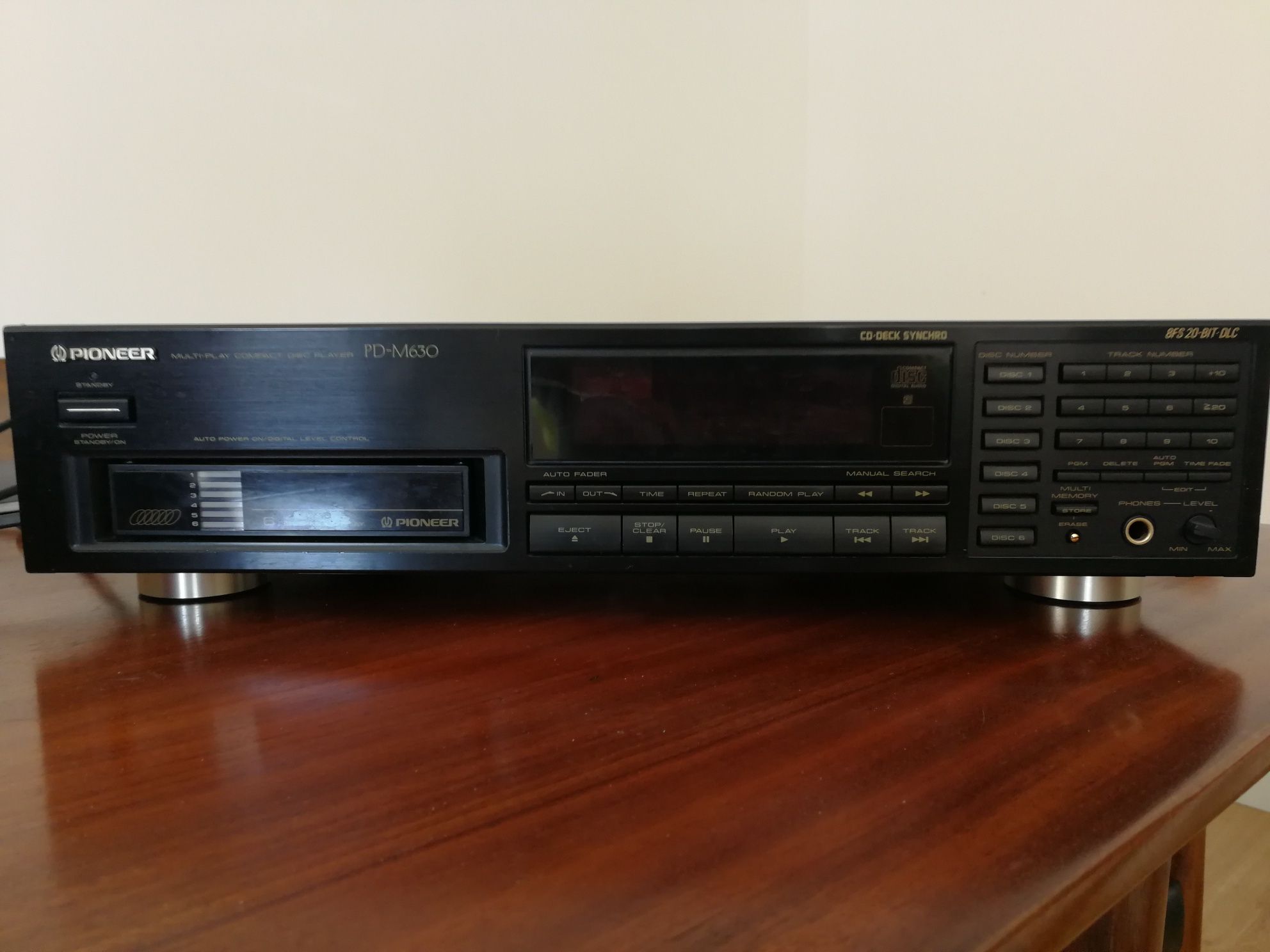 Leitor CD pioneer PD-M670