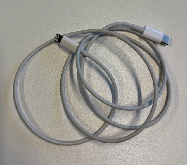 iPhone 13 Pro 256G Grafite com capa e cabo