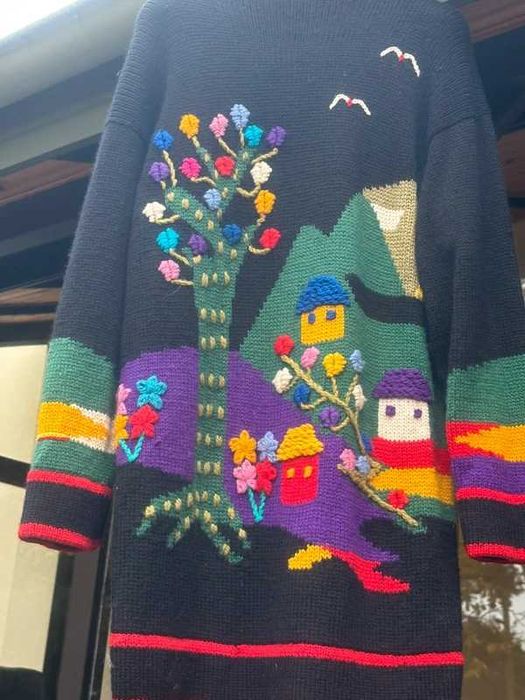 Kolorowy sweter unikat hand made kwiaty domki