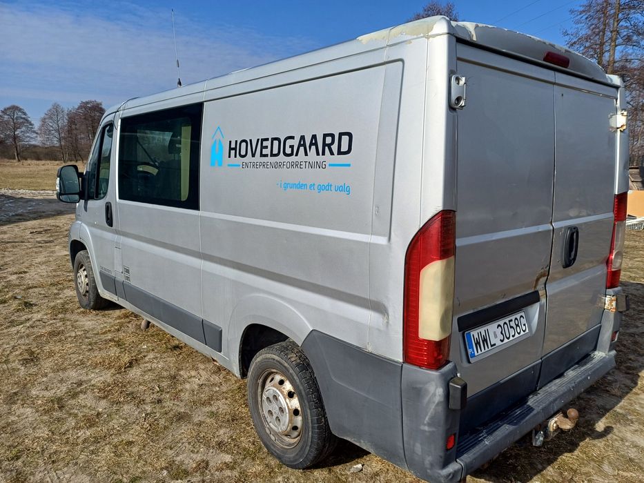 Peugeot Boxer brygadówka 6 osób