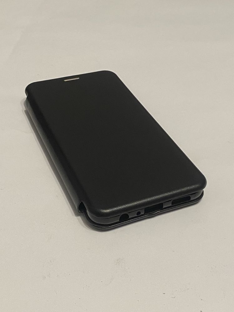 Чехол Samsung A04 / A045 Книга защитная с магнитом