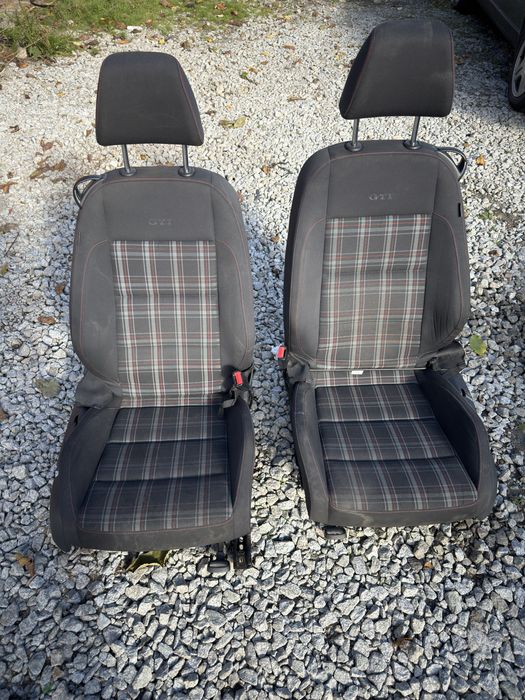 Fotele kanapa golf 6 GTI GTD