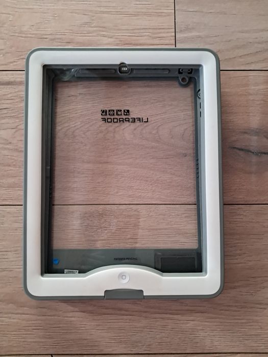 Sprzedam wodoodporne etui do iPada.