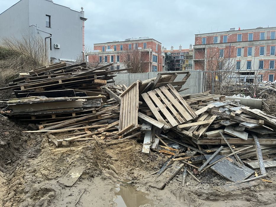 Drewno z budowy - oddam za darmo