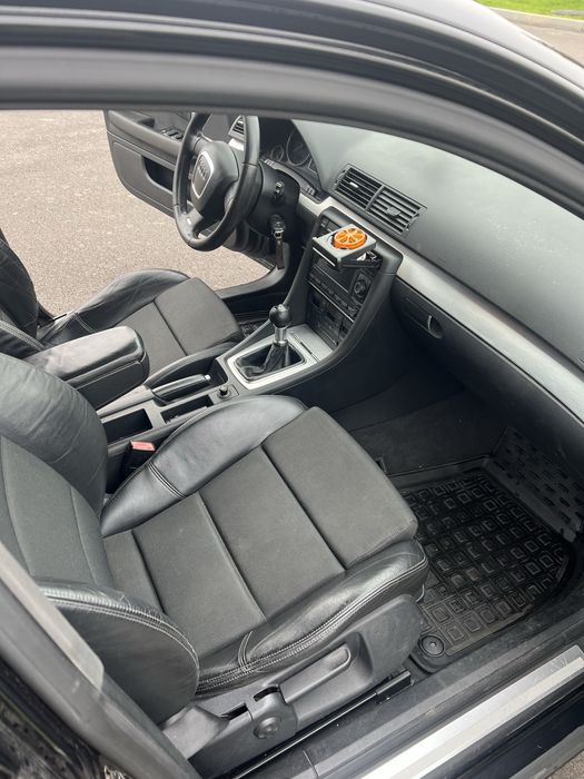 Продам ауді а4 слайн