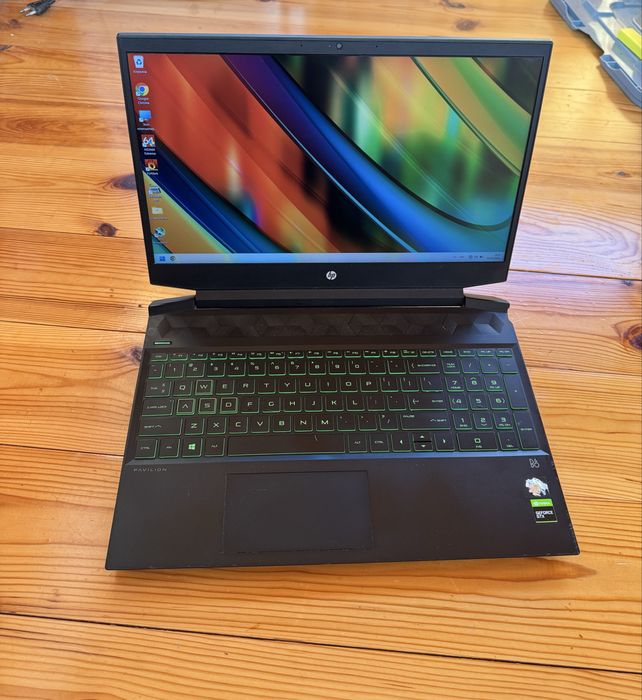 HP Pavilion GTX 1650 4 Gb / Ryzen 7 / Gaming 15