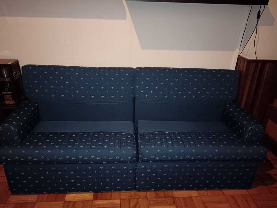 sofá vintage - 2mX0,90m  - azul- em muito bom estado - gondomar