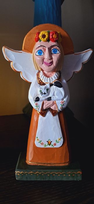 Anioł rzeźba ludowa