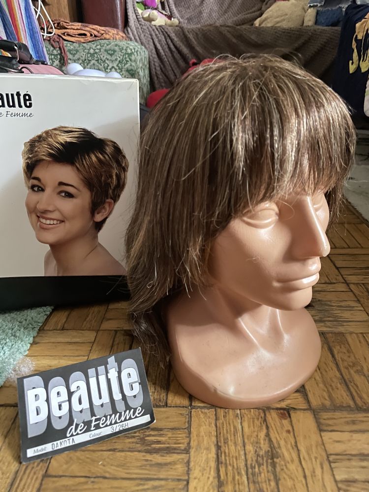 Peruka damska beaute de femme model Dakota