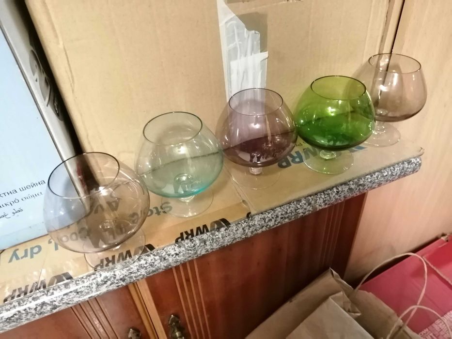 5 copos em vidro antigos - "balão" - (o preço é pelo lote)