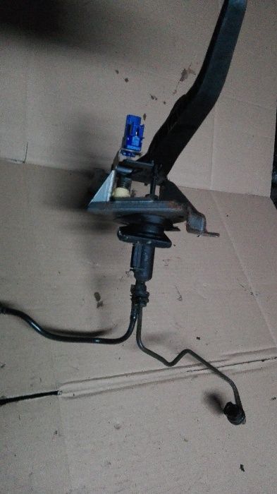 Pedał sprzęgła Ford Focus C-Max 2,0 TDCI 04 r