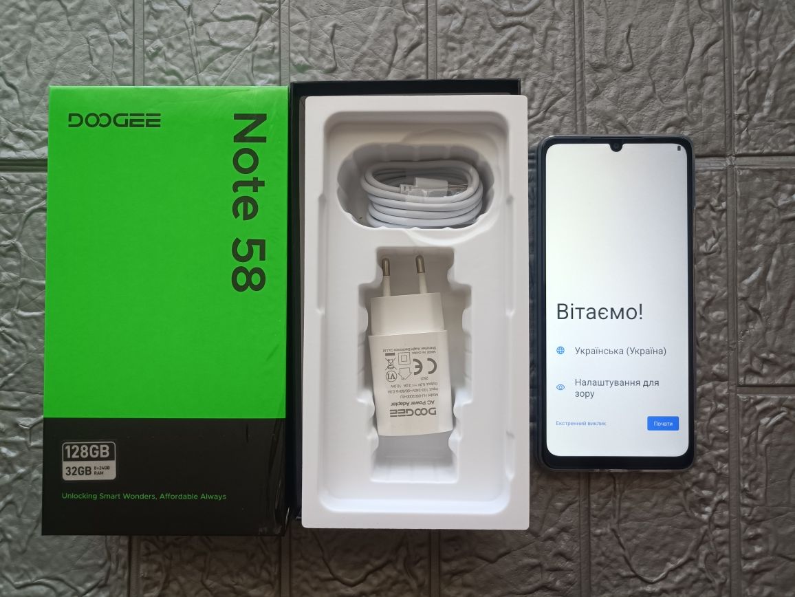 Doogee note 58 _8/128 GB _black+ годинник