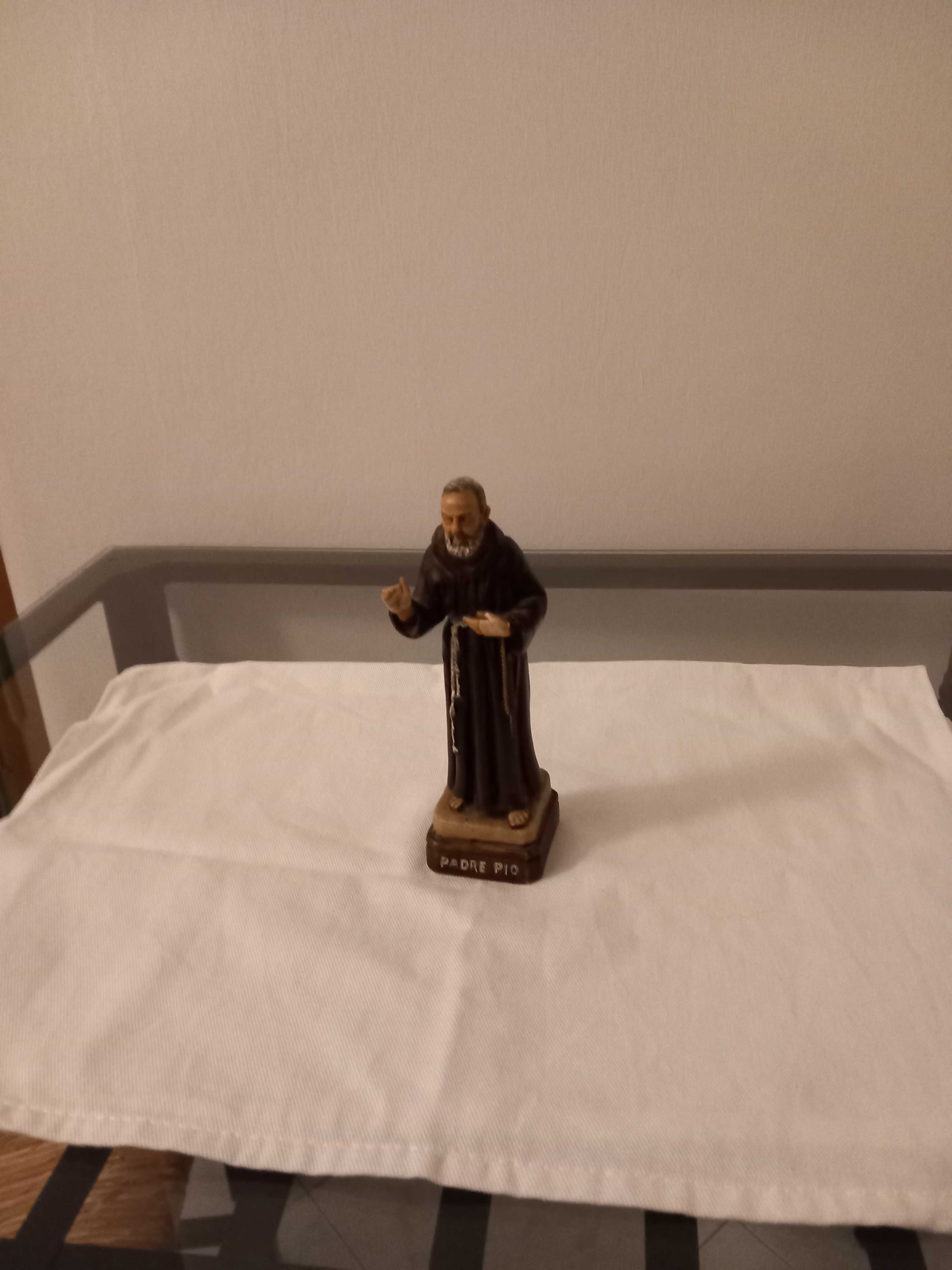 Estatueta do Santo Padre Pio